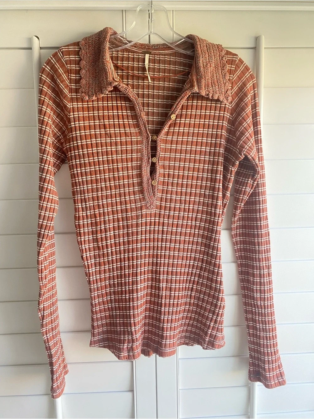Free People Ribbed Knit Henley Top Crochet Collar Rust Stripe Size Large